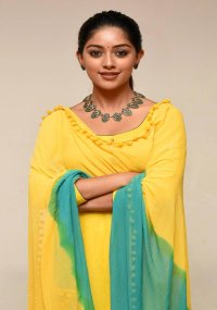 anu emmanuel 8